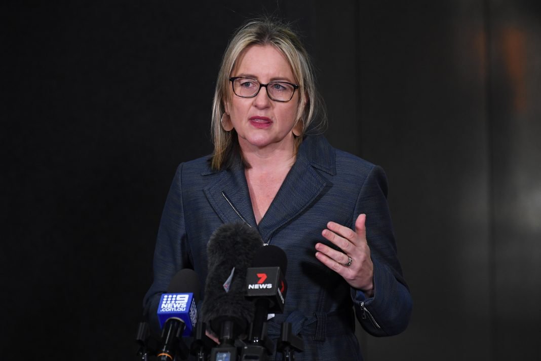 Jacinta Allan says all sides of Victorian politics are working constructively on vaccinating MPs. (James Ross/AAP PHOTOS)